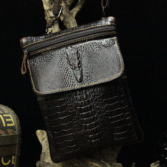 The new oil wax chest pocket bag Retro Leather cowhide leather fashion handbag Baotou male man bag Alligator dark brown