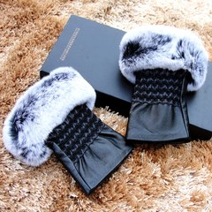 Rex fur leather gloves export sheepskin gloves ladies leather gloves in winter leakage refers to small incense Half Finger Gloves computer