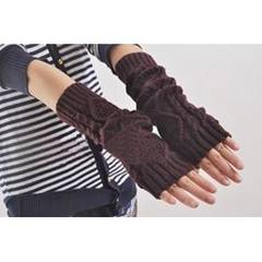 Korean version of gloves, women's dew refers to the autumn winter lovely sweater false sleeves thickened knitted semi finger lengthened thermal arm rhombus [coffee]