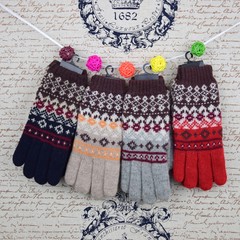 Outside, single girls winter warmth, five fingers refers to wool, lace thickening, lovely knitting, Japan and South Korea Department gloves