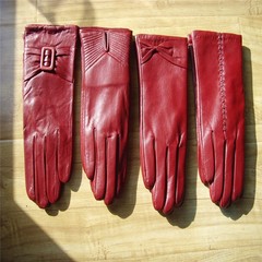 Ladies leather gloves export single year of fate and breathable sheepskin gloves manicure Gloves Red Wine red, left one