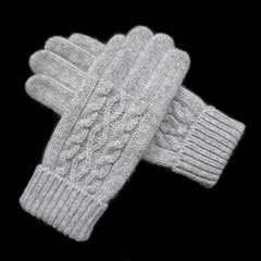 Romantic winter women's pure wool gloves, thickening, warmth, twist, knitted wool, touch screen gloves, B32, light grey.