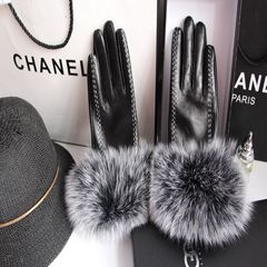 Autumn and winter fox hair imported small sheepskin gloves, female touch screen plus suede mouth temperament, with sheepskin ins thickening Black + white line