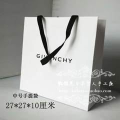 The Japanese counter GIVENCHY Givenchy wool gloves thin spot repair type touch screen embroidery Need a handbag