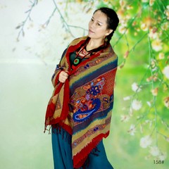 India and Pakistan import pure wool, dark handmade embroidery, Sen female retro retro, high quality shawl scarf, female W014