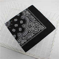 I`m crazy about two bags of mail to take down the price change headscarf retro small square towel cashew fruit floral pattern summer breathable hair with double cashew fruit black