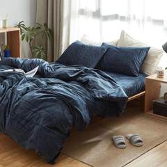 Good Japanese velvet four piece Coral Fleece Winter sanding short plush flannel bedding solid color printing Bed linen Blue color 1.2M bed [standard] three piece set