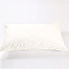 Japanese exports are single, low back, down pillow, pure water birds, feather pillow, 48*74cm White feather pillow