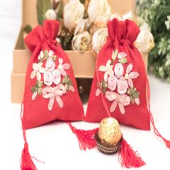 The new small fresh cotton Embroidery Wedding bag European red candy boxes Wedding Candy Bag gift bag or bag 11L