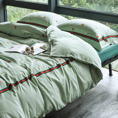60 Cotton Satin Embroidery Cotton four piece embroidery bedding 60 Satin Embroidered Flowers L code size (quilt 220*240)