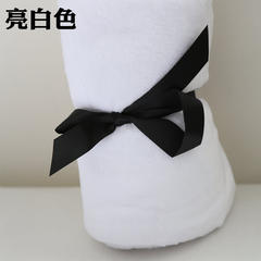 Export pure color flannel office cover leg, knee blanket, nap, baby blanket, pet gift mini blanket 118cmX150cm bright white.