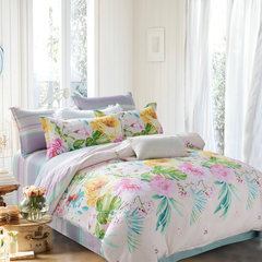 Cotton quilt covers, sheets, four pieces, cotton twill three or four piece sets, bridal bedding, many flower styles, optional spring 1.2m (4 ft) beds in the south of the Yangtze River.