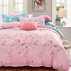 Ladies' home textiles, cotton bed, four sets of 1.5m1.8 sheets, quilt, 2 pairs of cotton bedding, flowers and 2.2m (7 ft) beds.