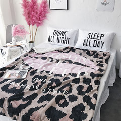 Ins thick winter blanket personality leopard imitation rabbit coral fleece blanket flannel sofa blanket Blanket Gift 40 220*240 of common goose Leopard lips blanket - double layer