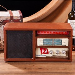 Do the old European iron retro radio model Vintage Tin ornaments nostalgic photography props decorations Picture money