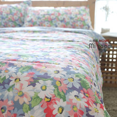 The new 2017 pastoral Little Daisy floral linen cotton four set three piece bedding quilt pillow Fitted models 1.2 meter bed, three piece set