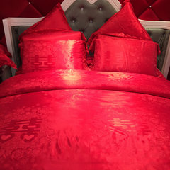 60 Satin Jacquard four piece sets, luxurious cotton embroidery, 6 sets of red wedding suite bedding, Jubilee 1.5m (5 feet) bed.