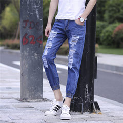 Summer men's denim jeans, slim slim holes, 9 nine points boys feet 8, eight points shorts Han Banchao 28 full two pieces of socks Upon the blue hole