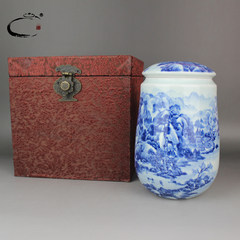 Sealed cans and expensive high-end hand-painted blue and white landscape high pot of tea cans of Jingdezhen handmade ceramic tea tea pot