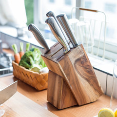 The modern housewife full set of kitchen knives cut bone knife knife knife sharpener handle frozen vegetables wooden base Six pieces of tool sets