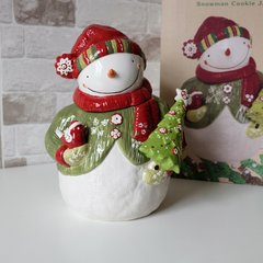 Creative cute snowman storage tank Womens Christmas ornaments trade ceramic candy jar ornament