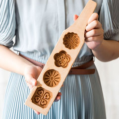 January Yuexi wood mooncake mould green bean cake pumpkin cake dessert Steamed Buns baking mold mold Perfect conjugal bliss - three flower