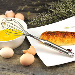 Poem baking kitchen gadget, 304 stainless steel manual egg beater, household egg blender integrated molding