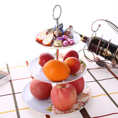 The new English afternoon tea three layer fruit fruit dish cake tray dried bone porcelain disc
