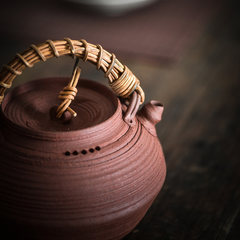 [&middot] Jingdezhen Bu three pieces of pure handmade pottery kettle pot teapot rattan to handle Vegetable