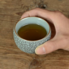 Fine kung fu masters cup cup ceramic tea cup Geyao ice small bowl of Longquan celadon tea cup Di punch'ong