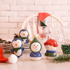 GOING HOME Christmas snowman, ceramic pepper bottle, Christmas gift D ski blemish