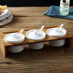 With Japanese style and kitchen ceramic seasoning cans set IKEA creative seasoning sauce bottle of salt sugar bamboo box Small trumpet