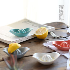 日式彩色陶瓷榨汁器厨房陶瓷手动压汁器柠檬橙子挤汁器烘焙小工具 白色