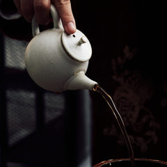 Jingdezhen literati plaything Zhi single product handmade ceramic glaze white teapot pot pot of Kung Fu Tea 200ml box-packed