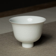 Dexin Ge hand shadow celadon tea cup cup of fragrant sweet white porcelain white master cup