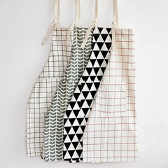 One product life Nordic ins geometric cotton fabric apron on Korean Kitchen Apron overalls White Plaid