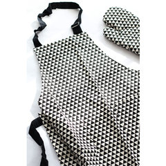 Fashion apron, kitchen waterproof and antifouling apron, black and white simple Cotton Apron, microwave oven gloves, pan pad Microwave oven mat