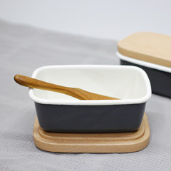 British GT thickening enamel butter box, thickening enamel, kitchen refrigerator box, lunch box Note: the wooden cover is loose, non sealed