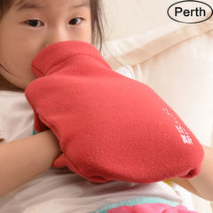 Perth Perth high density PVC injection flushing type explosion-proof hot water bag safety children's warm handbag 0.8L gules