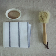 The scenery | notes Zakka Japanese grocery kitchen cleaning brush log O cup brush