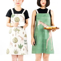 The giraffe green overalls apron fashion kitchen oil proof apron inside half baked apron Giraffe garden apron