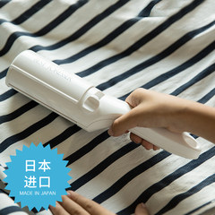 Japan imported white clothes with sticky sticky hair brush dust rolling fashion hanging hair removal whisk hair brush white