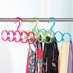 5 rings of plastic scarves, hangers, underwear, neckties, scarves, scarves racks, belt hangers, magic hangers green