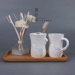A series of creative ceramic lovers cup of milk tea mug cup cup milk cup cup cup Solid wood pallet