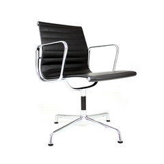 Modern fashion European style ergonomics commercial computer large class office chair boss chair wheel black cow leather Aluminum alloy foot Fixed armrest