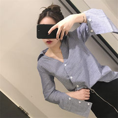 2017 winter new women's fashion temperament Korean fan V coat short sleeved shirt striped shirt. F blue