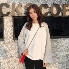 In the autumn of 2017 new Korean chic stripe mosaic coat all-match loose shirt long sleeved T-shirt of female students F white