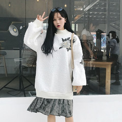 Autumn ladies loose Korean embroidery flower off two splicing in the long sleeved turtleneck Plush dress tide F white