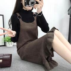 Winter dress female knitted skirt thickened two piece in the wind, long sleeved long knee sling sweater dress autumn XL code (suitable for 120 Jin -140 Jin) Fungus coffee + black sweater bottoming