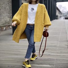 The 2017 New South Korean exports in the long thick Lantern Sleeve Sweater Cardigan coat female tide F black